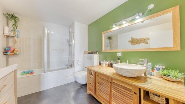 Appartement Emerainville 2 pièce(s) 46.5 m2