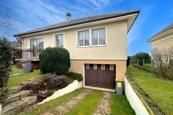 Maison familiale au calme : espace, lumière et confort dans une impasse préservée