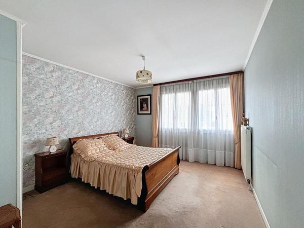 Maison familiale au calme : espace, lumière et confort dans une impasse préservée