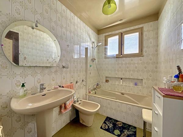 Vente / Maison T5 à Castel-Sarrazin (40330)
