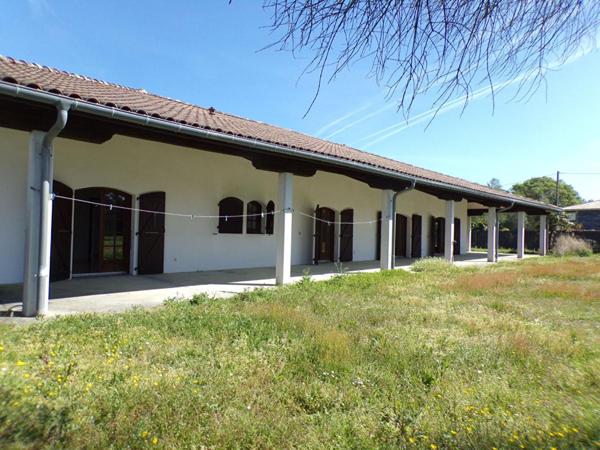 VILLA CONPTEMPORAINE AVEC CHARME SOUSTONS