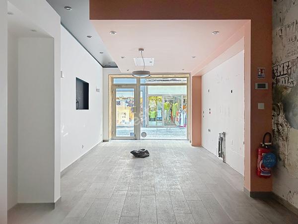 Montélimar Centre Ville - Local commercial  de 64.63 m2