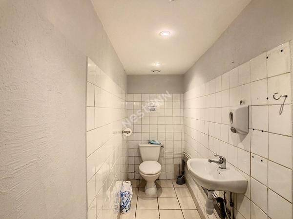 Montélimar Centre Ville - Local commercial  de 64.63 m2