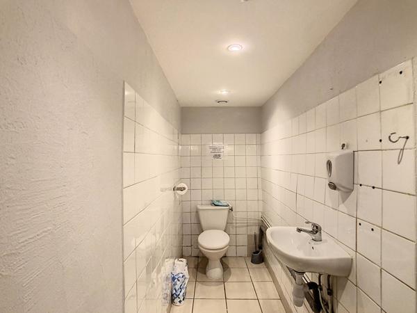 Montélimar Centre Ville - Local commercial  de 64.63 m2