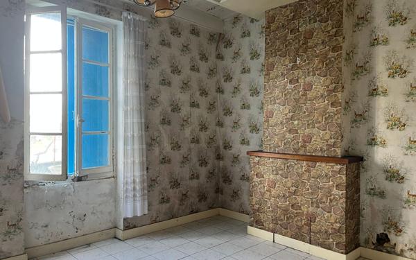 Maison à vendre    6 pièces •  Étaules