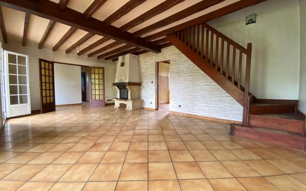 Maison à vendre    5 pièces •  Orx