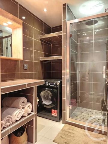 Appartement F3 à vendre  3 pièces - 68,28 m 2   VILLEURBANNE  - 69