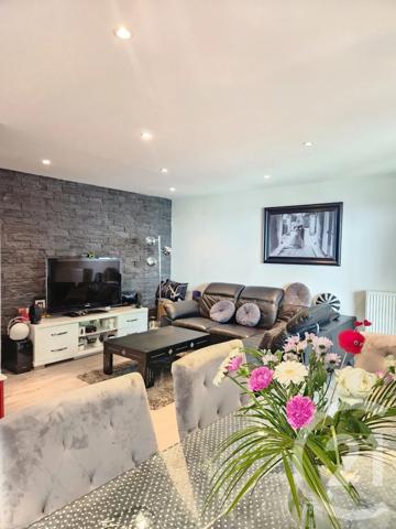 Appartement F3 à vendre  3 pièces - 68,28 m 2   VILLEURBANNE  - 69