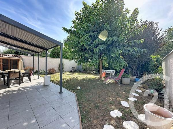 Maison à vendre  5 pièces - 105 m 2   GRIGNY  - 69