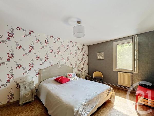 Maison à vendre  5 pièces - 105 m 2   GRIGNY  - 69