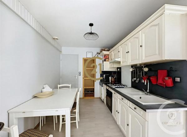 Maison à vendre  5 pièces - 105 m 2   GRIGNY  - 69