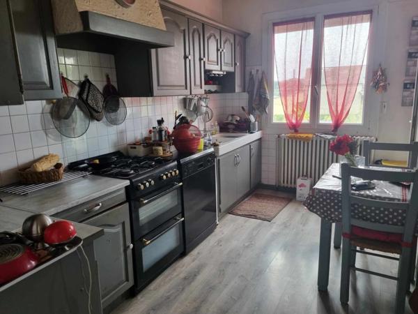 Maison familiale de 120 m² - 4 Chambres - terrain 1134 m² avec potentiel constructible