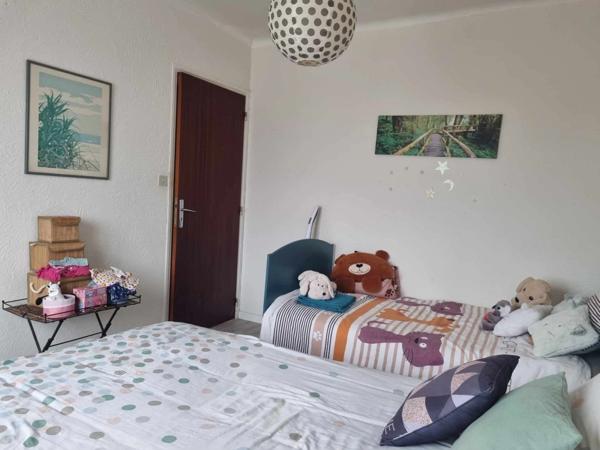 Maison familiale de 120 m² - 4 Chambres - terrain 1134 m² avec potentiel constructible