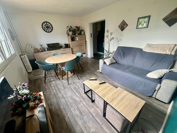 Appartement 3 pièces à vendre - Les Clayes sous Bois, secteur gare