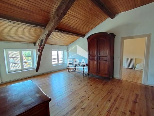 Sainte-Foy la Grande, intra-muros, demeure bourgeoise du XVIIIème.