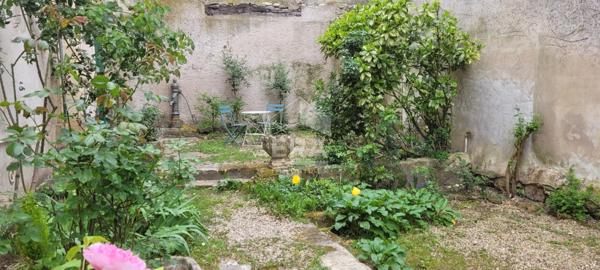 Sainte-Foy la Grande, intra-muros, demeure bourgeoise du XVIIIème.