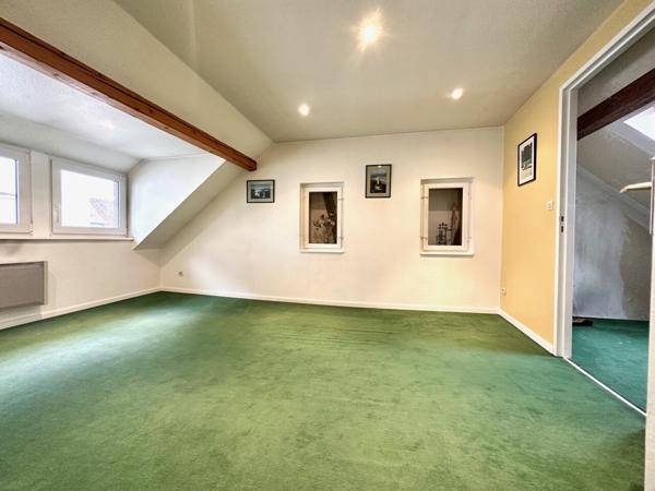 Maison 5 pièces 120m², 2 garages, Centre Ville