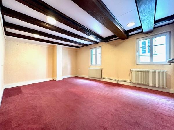 Maison 5 pièces 120m², 2 garages, Centre Ville