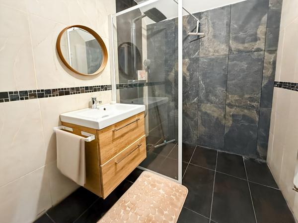 A vendre à Vauréal belle et grande maison familiale de 7 pièces sur terrain de 455 m2