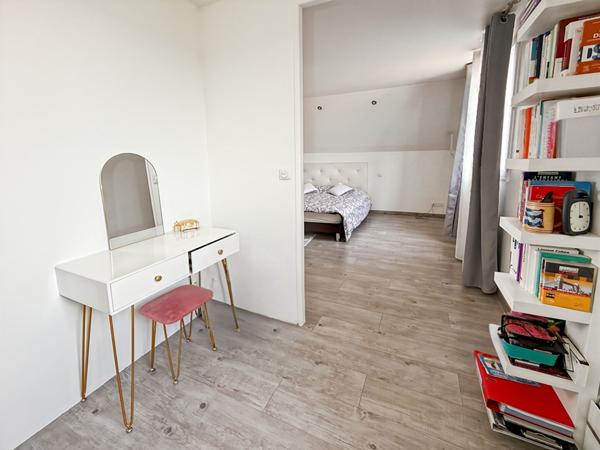 A vendre à Vauréal belle et grande maison familiale de 7 pièces sur terrain de 455 m2