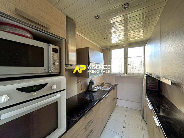 BEZONS _ AGRICULTURE _Maison 6 pièces 100 m2 €335 000 ** - Référence 4471