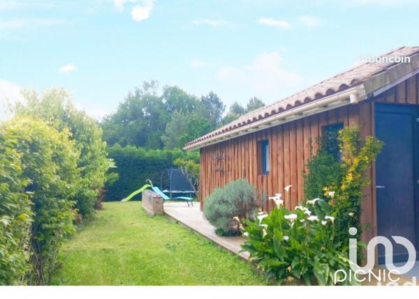 Maison 6 pièces de 137 m² à Sanguinet (40460)