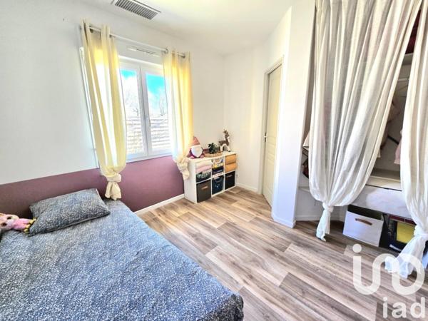 Maison 6 pièces de 137 m² à Sanguinet (40460)