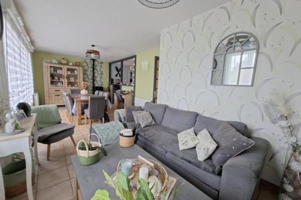 Vente - Maison 5 pièces 107 m 2 TEILLE (72290)