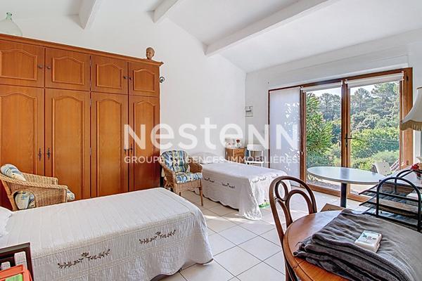 A VENDRE a LORGUES ! MAISON PROVENCALE AVEC DEPENDANCE, PISCINE ET VUE