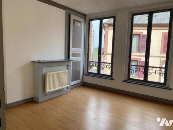 MOULINS LA MARCHE - Maison de ville