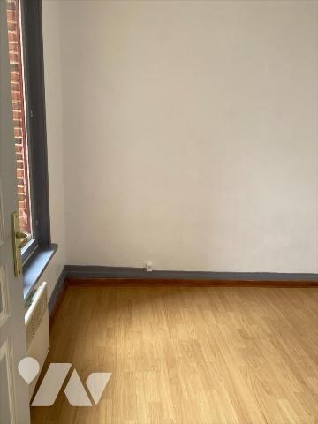 MOULINS LA MARCHE - Maison de ville