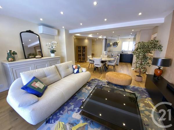 Appartement F3 à vendre  3 pièces - 88 m 2   STE MAXIME  - 83