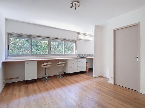 A vendre PAU - Charmant studio de 20 m² - Refait à neuf- proche facs