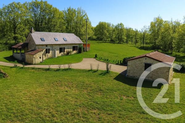 Maison à vendre  5 pièces - 105 m 2   SALIGNAC EYVIGUES  - 24