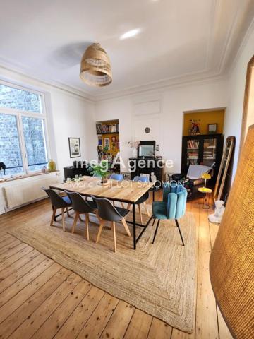 Appartement à BOULOGNE-SUR-MER, 62200 - 5 pièces 161m²