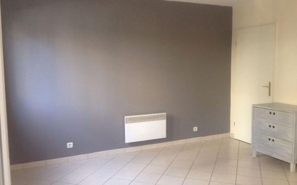 Appartement à louer    1 pièce • 28 m2 Pontault-Combault