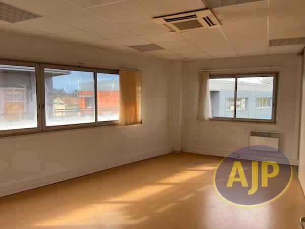 Lesparre Medoc : 245 000 € - AJP Lesparre Immobilier