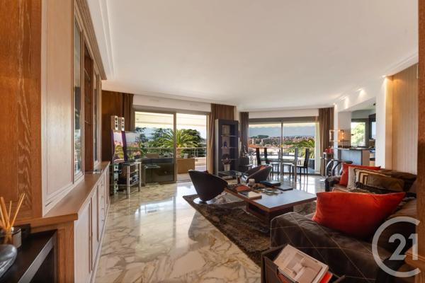 Appartement F3 à vendre  3 pièces - 93,78 m 2   LE CANNET  - 06