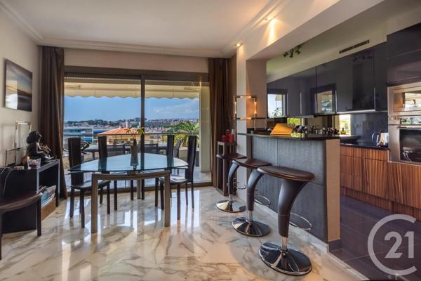 Appartement F3 à vendre  3 pièces - 93,78 m 2   LE CANNET  - 06