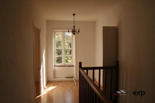 PROPRIÉTÉ DE CHARME À RÉNOVER À DOMPIERRE SUR MER.