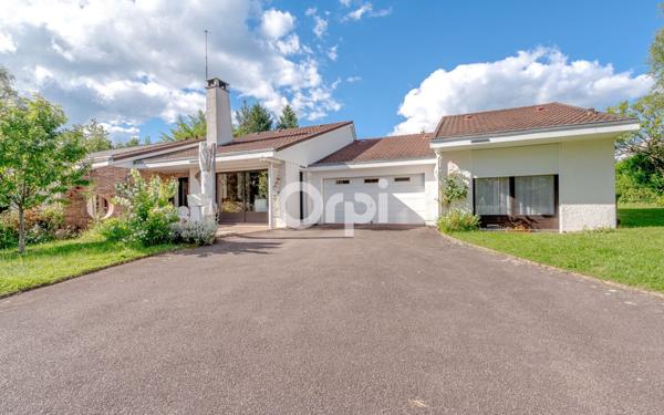 Maison à vendre    5 pièces • 175 m2 Compreignac