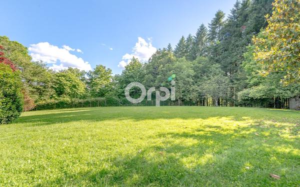 Maison à vendre    5 pièces • 175 m2 Compreignac