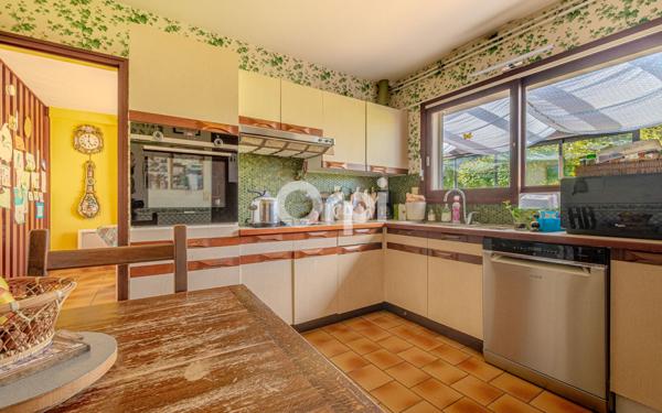 Maison à vendre    5 pièces • 175 m2 Compreignac