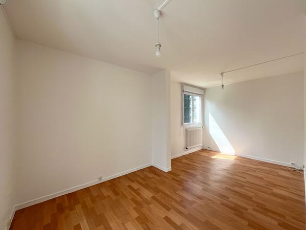 Appartement Laval 2 pièce(s) 42 m2