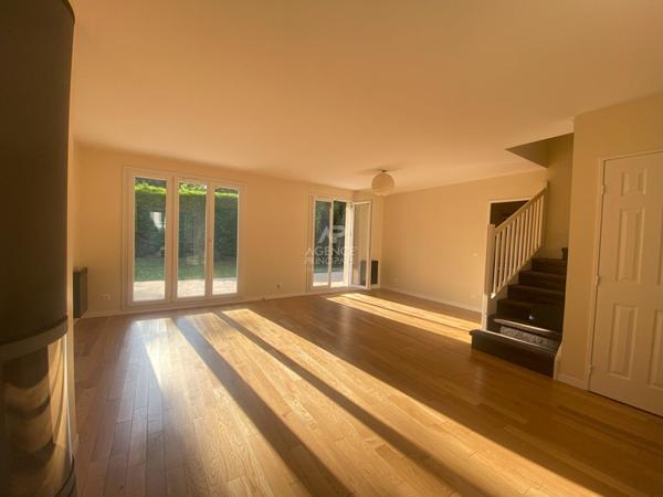 Maison Chambourcy 7 pièce(s) 177.77 m2 €755 000 ** - Référence 16461