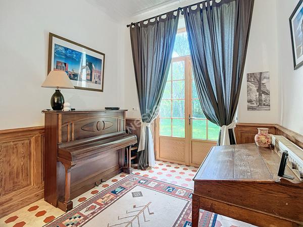 Maison de charme à vendre à Nérac - Un havre de verdure sur 37 000 m²