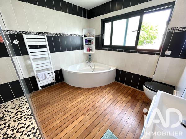 Maison à vendre 4 pièces 122 m² Pessac