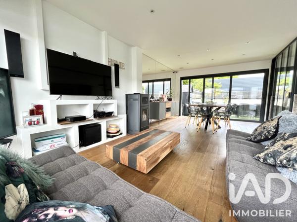 Maison à vendre 4 pièces 122 m² Pessac