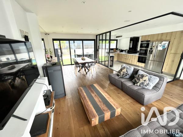Maison à vendre 4 pièces 122 m² Pessac
