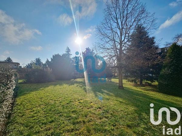 Appartement 3 pièces de 75 m² à Mantes-la-Jolie (78200)